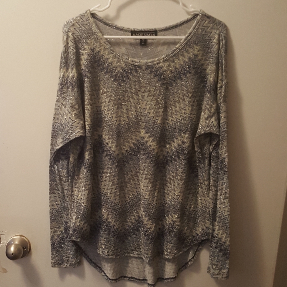🌼3 for 22🌼 Almost Famous Chevron patterned top
